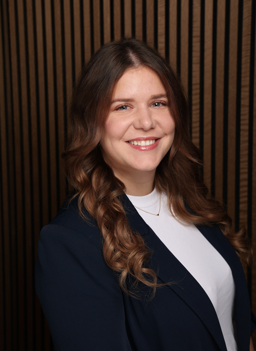 Interim Manager stehen bei uns an erster Stelle – Kontakt zu Johanna Banko, Candidate Relationship Managerin