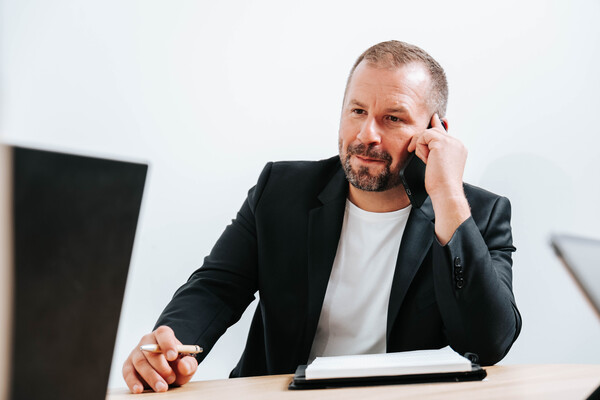 Peter Wystron Geschäftsführer von Interim zum Tagessatz