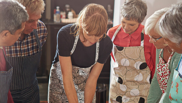 Interim Aid unterstützt das Zentrum für selbstbestimmtes Leben behinderter Menschen Mainz mit einer Spende für einen inklusiven Koch-Workshop