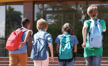 Interim Aid unterstützt die Stiftung Bildung Interim Aid unterstützt die Stiftung Bildung mit einer Spende für bessere Bildungschancen von Kindern und Jugendlichen